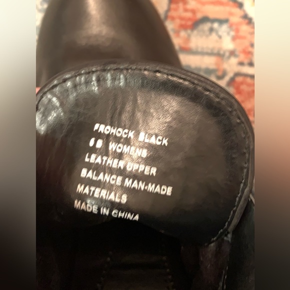 G.H. Bass & Co. black leather booties. Size 6. Excellent condition. - Picture 5 of 6